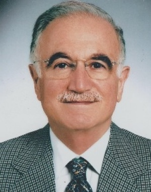 Yekta Güngör Özden