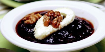 Tokat Yöresi Kuru Erik Tatlısı