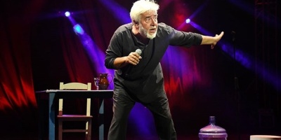 Uğur Yücel - Azınlıkta Kaldık 30.yıl Gösterileri