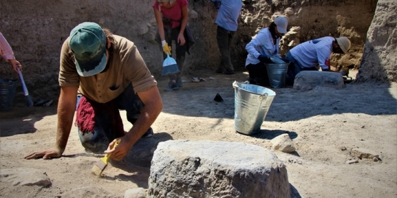 Amasya’da 2 bin 500 yıllık Pers sarayının sütunları bulundu